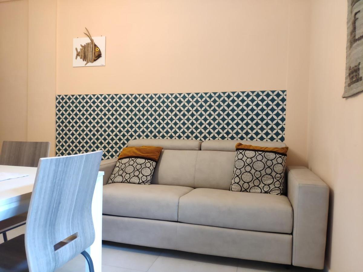 La Casa Dei Poeti Villa Villasimius Eksteriør billede
